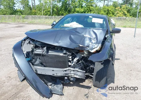 2016 Dodge Charger Sxt z USA, uszkodzony, nr VIN 2C3CDXHG8GH140562